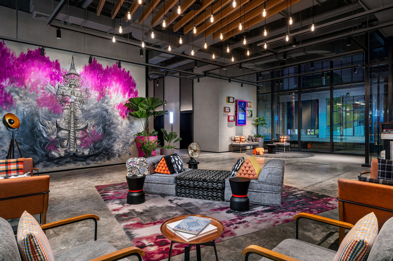 Moxy Bangkok Ratchaprasong, Ratchathewi