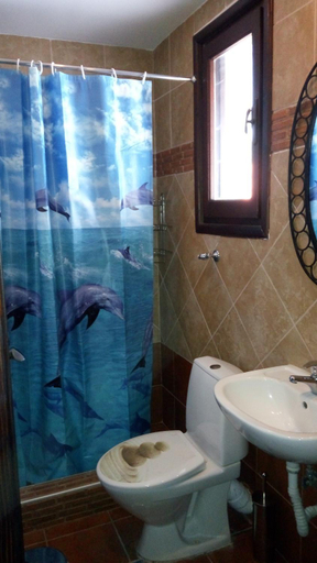 Bathroom, Athina-Milina, Thessaly