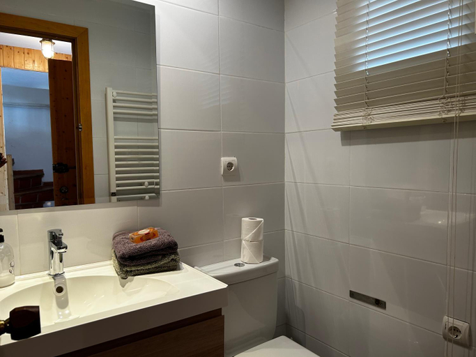 Bathroom 2, Arrayanes Royal, Granada