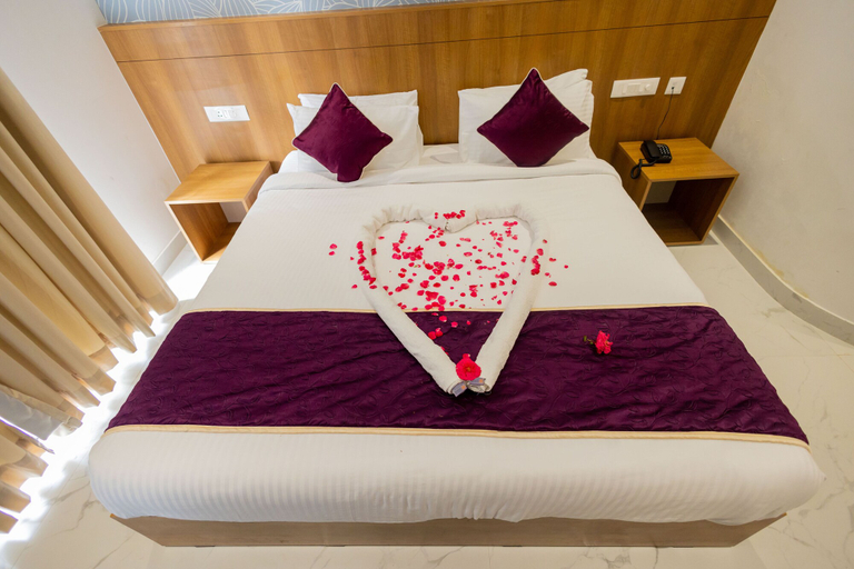 Bedroom 4, HOTEL VARDHA INN, Namakkal