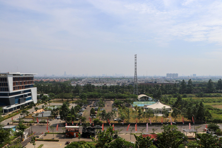Exterior & Views, Comfy Stay Studio At Sayana Bekasi Apartment, Bekasi