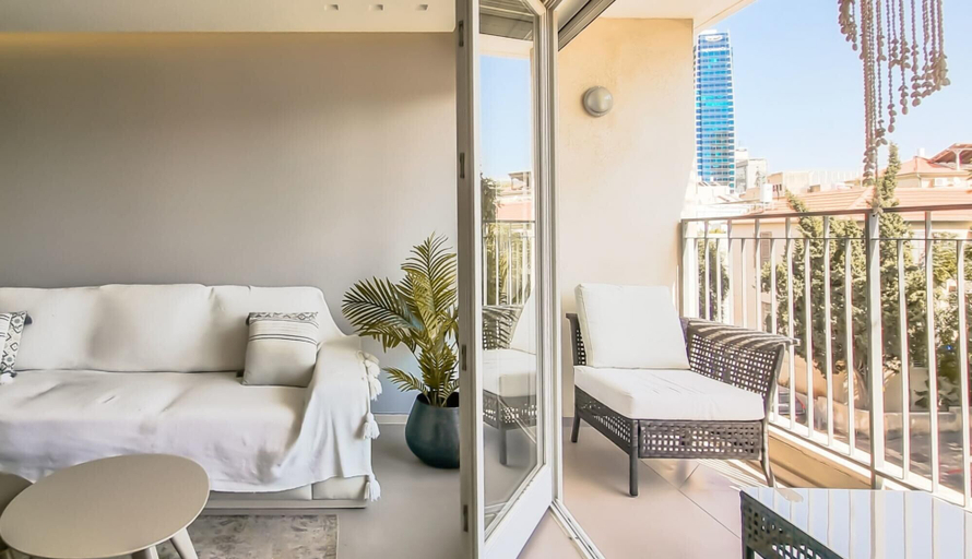 Others 5, Pines Belle in Tel Aviv-yafo