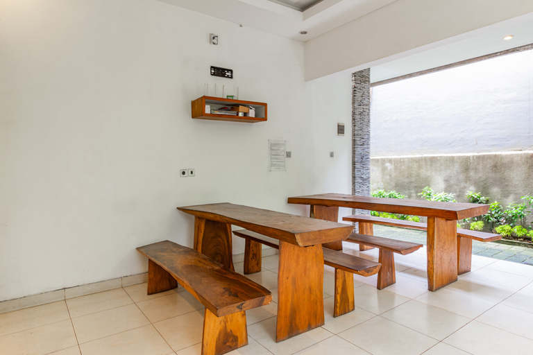 Others 4, Capital O 93905 Saren Guesthouse Bali, Badung