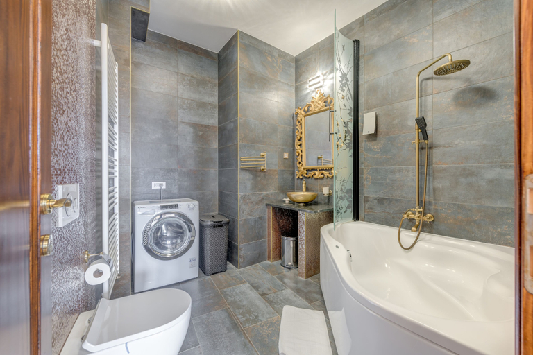 Bathroom 3, Grand Square Suite - Tale Of The City, Zagreb