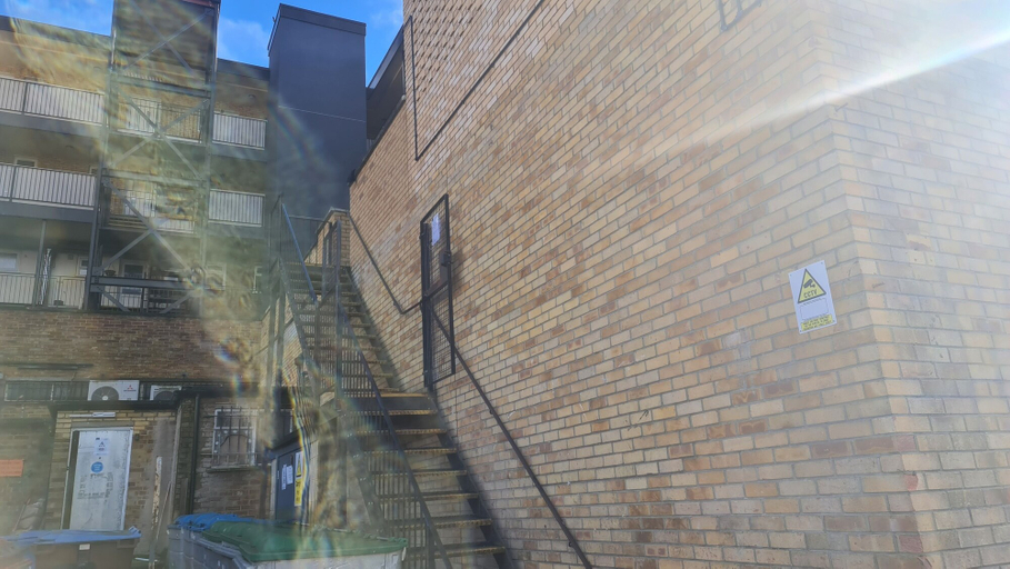 Exterior & Views 5, Stunning 1-bed Apartment in Hemel Hempstead, Hertfordshire