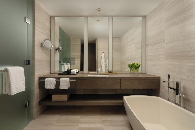 Bedroom 5, Four Seasons Hotel Toronto, Toronto