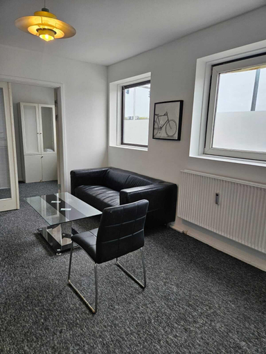 Others 5, Airport Apartment, Tårnby