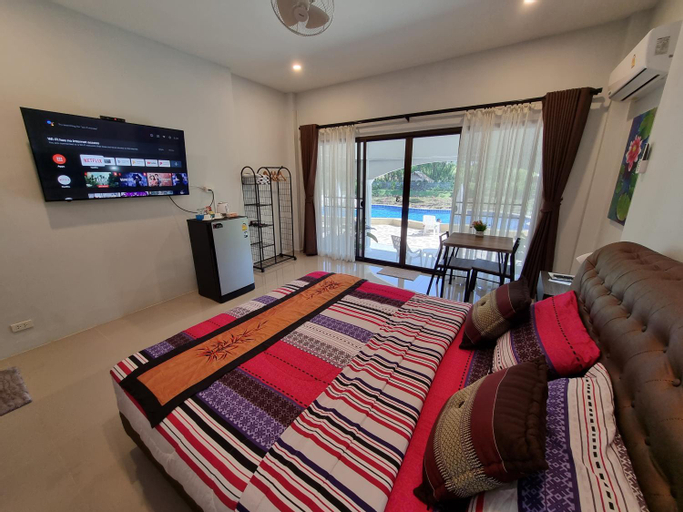 Bedroom 3, Bua Daeng Homestay Resort, Kumphawapi