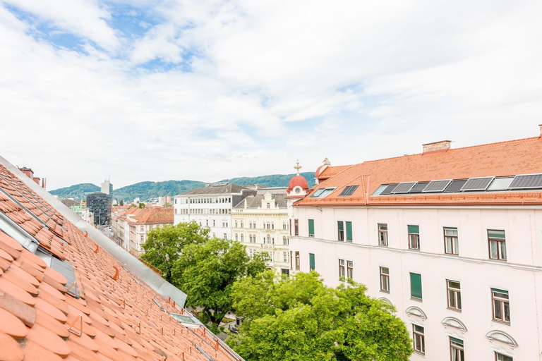 Exterior & Views 4, Große Dachgeschosswohnung im Herzen von Graz, Graz