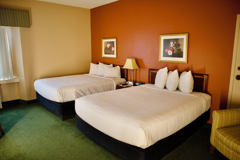 Bedroom 3, Hotel Mead Resorts & Conventions Center, Wood