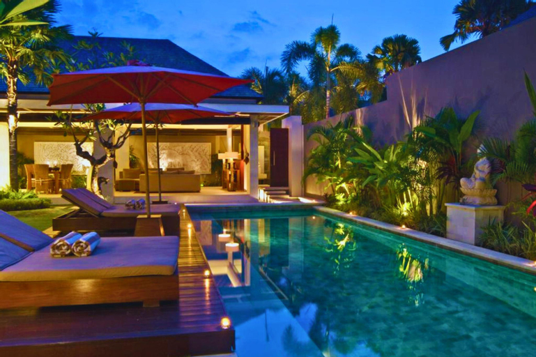 Luxury Premium 3 BR Private Pool Seminyak NE42A, Badung