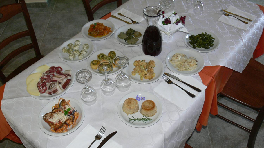 Food and beverages 2, Agriturismo Serre, Messina
