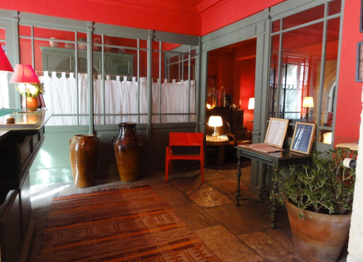 Public Area, Hotel Les Templiers, Gard