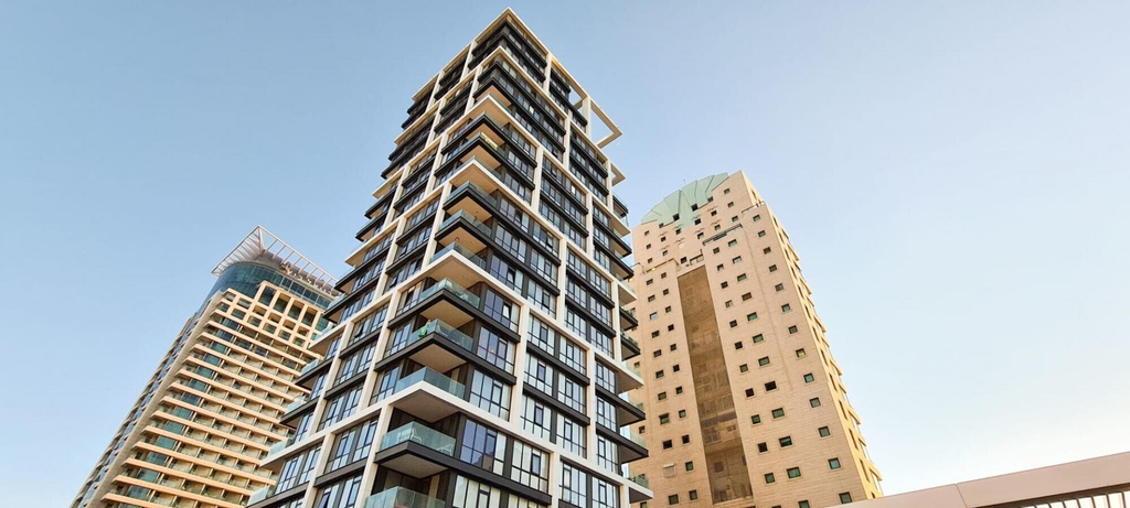Others 5, Hayarkon Diamant in Tel Aviv-yafo