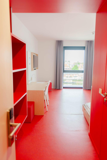 Others 3, havenhostel Cuxhaven, Cuxhaven