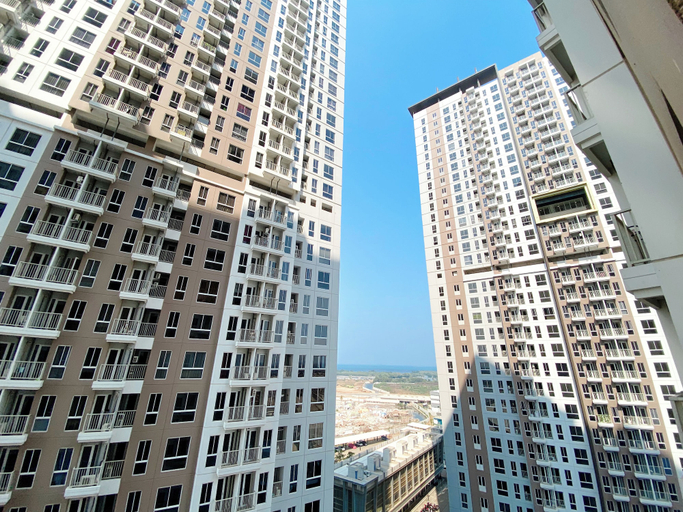 Exterior & Views, Homey Designed And Tidy Studio Tokyo Riverside Pik 2 Apartment, Tangerang