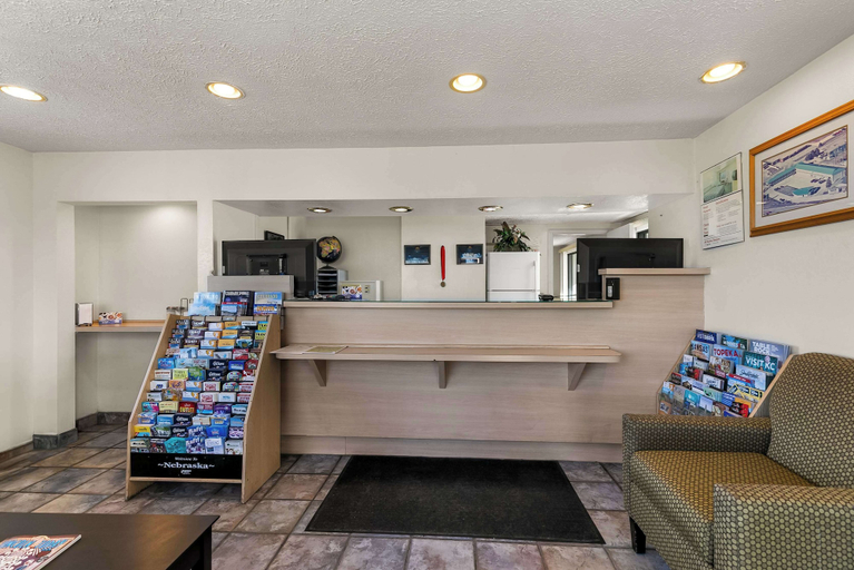 Others 5, Americas Best Value Inn Lincoln, Lancaster