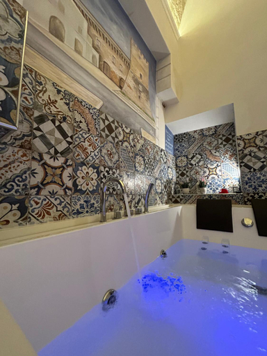 Others 2, Relaxing Rooms, Taranto