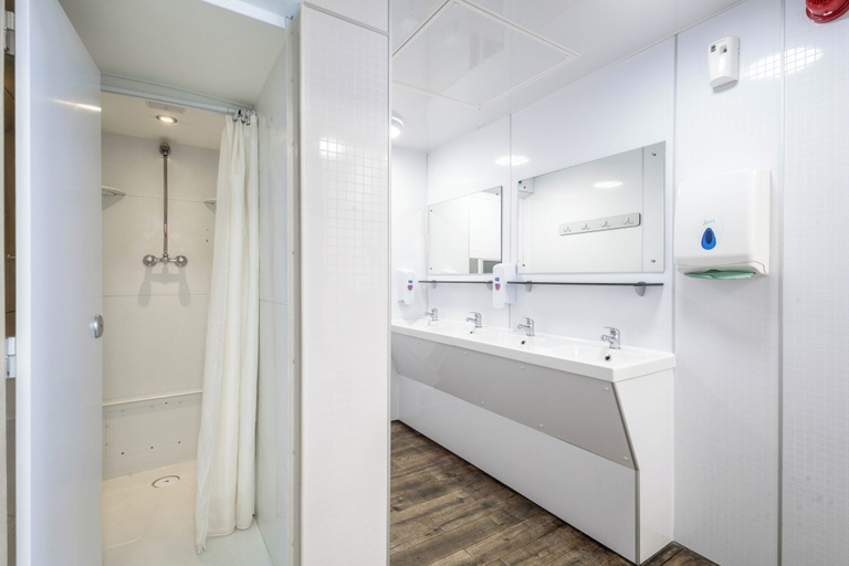 Bathroom 5, Palmers Lodge Swiss Cottage, London