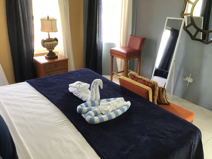 Bedroom 3, A taste of Jamaica Lavern place