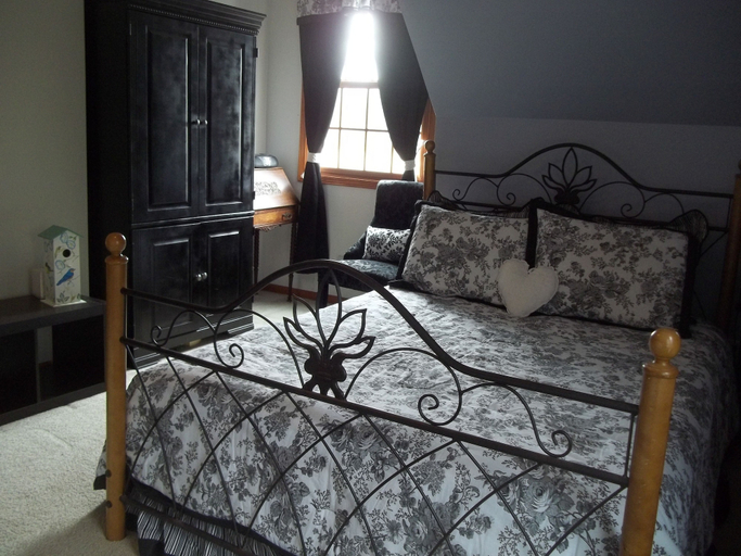 Bedroom 2, BMI Bed & Breakfast and Oasis, Kalamazoo