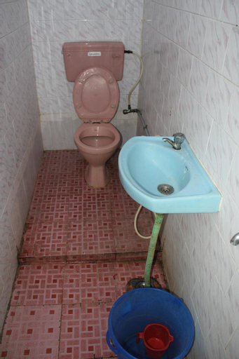Bathroom 4