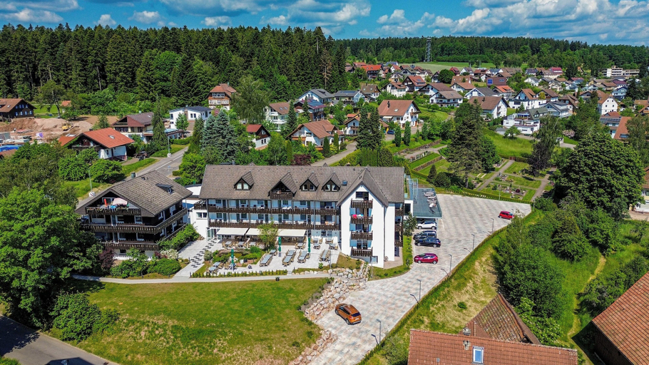 Exterior & Views 2, Wellnesshotel Hohenrodt, Freudenstadt