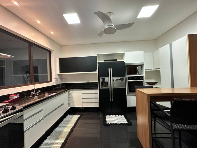 Room 3, Mans o 6 Suites Riviera, Bertioga