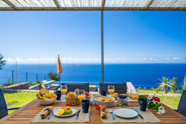 Food & Drinks 4, Villa Fauna Calheta Infinity Pool & Nature Views, Calheta