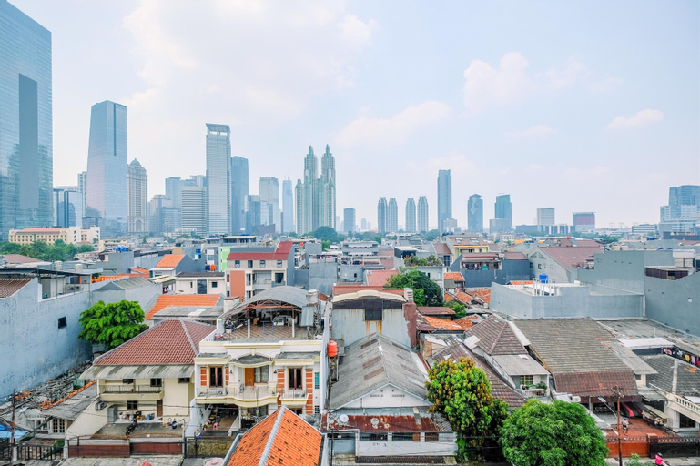 Exterior & Views, Nice Studio At Sahid Metropolitan Apartment, South Jakarta