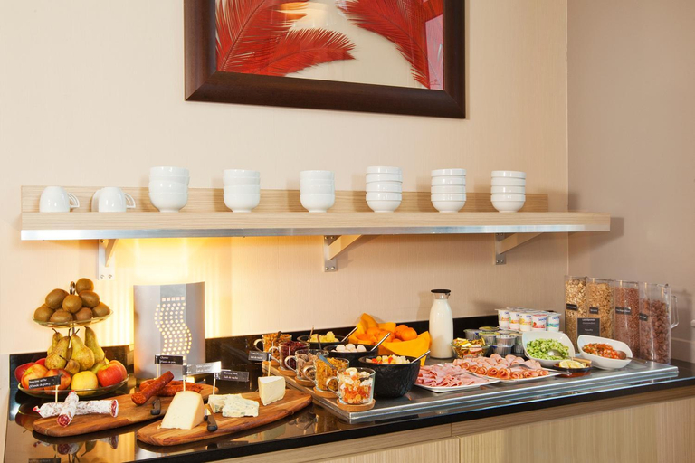 Food & Drinks 4, Residhome Grenoble Caserne De Bonne, Isère