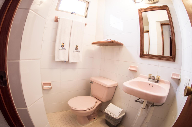 Bathroom 4, Hotel posada casa regia, Coatepec