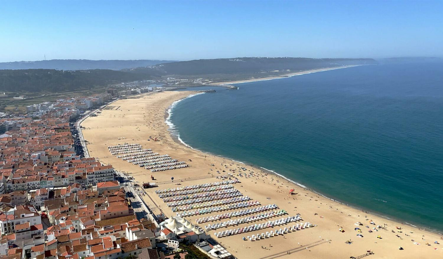 Others 3, Lux Life Properties, Nazaré