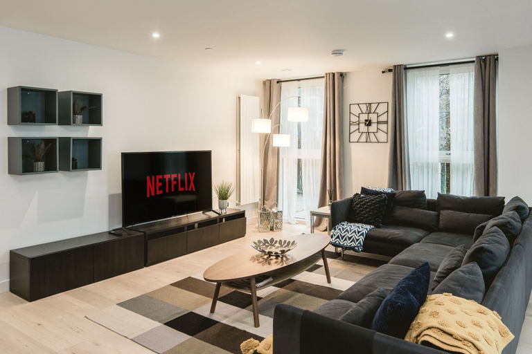 Others 4, Stunning 3-bed Apartment in London, London