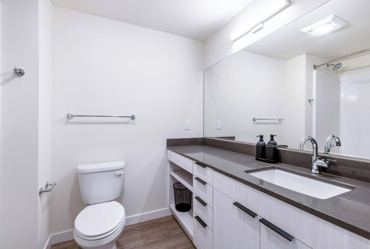 Bathroom 4, Marina Square Suites, Kitsap