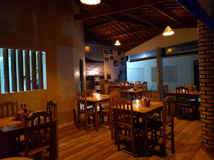Food & Drinks