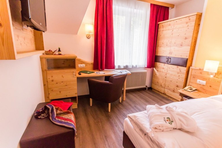 Bedroom 3, Hotel Trattlerhof, Spittal an der Drau