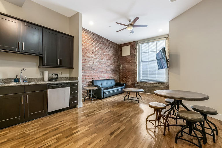 Others 3, Spacious Condos Steps Away from French Quarter, Orleans