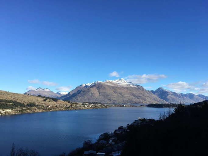 Others 4, Executive Living in Bluewater - 3 Bedroom Apartment, Queenstown-Lakes