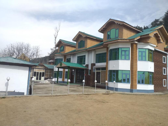 Exterior & Views, zoz 3p, Anantnag