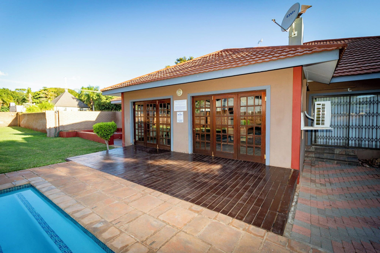 Exterior & Views 2, Somethin Special Guest House, Waterberg