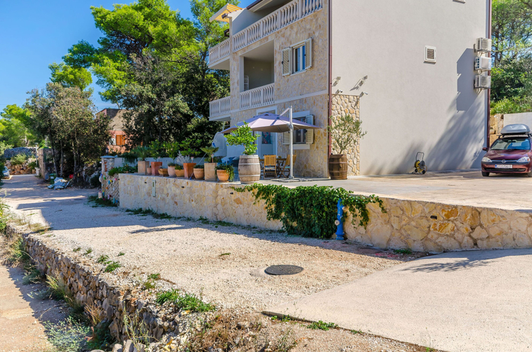 Exterior & Views 2, Apartments Vila Jelka, Jelsa