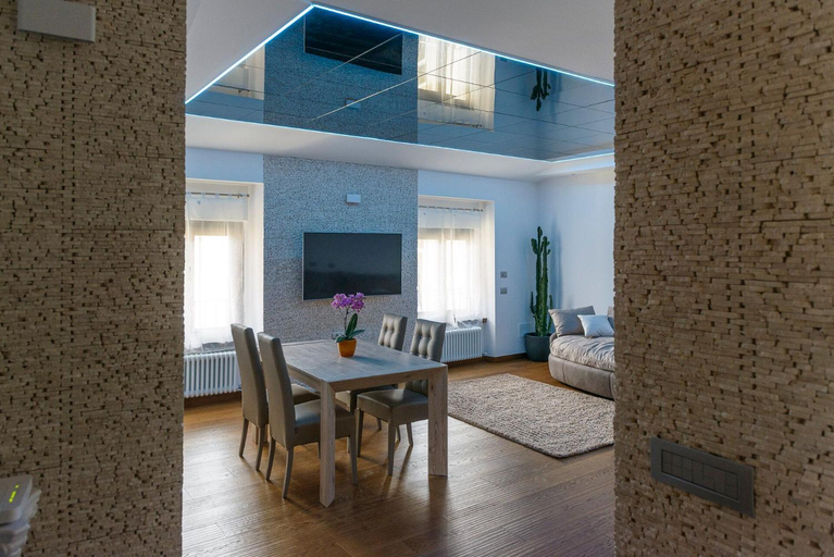 Others 5, Appartamenti Luxury Arco, Trento