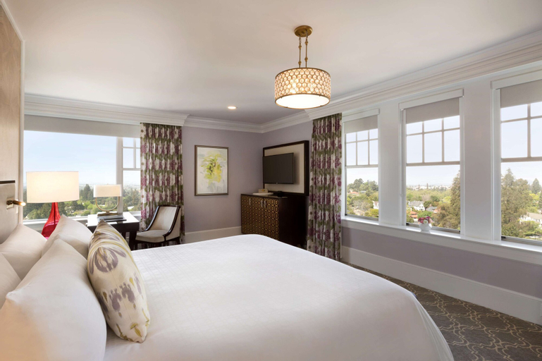 Bedroom 23