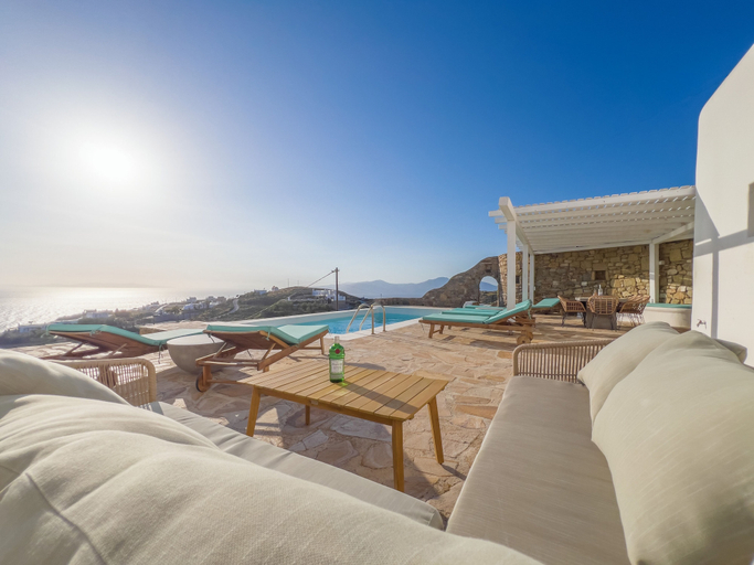 Others 4, Villa Prive 77 Mykonos, South Aegean