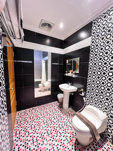 Bathroom 5