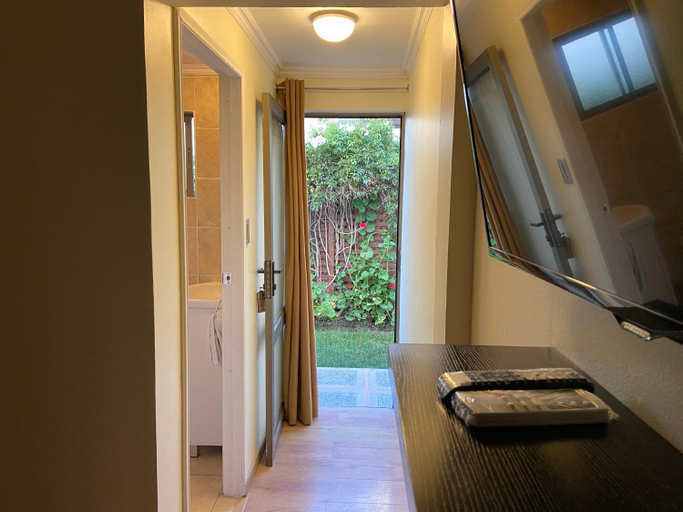 Others 5, Hostal del Valle, Colchagua