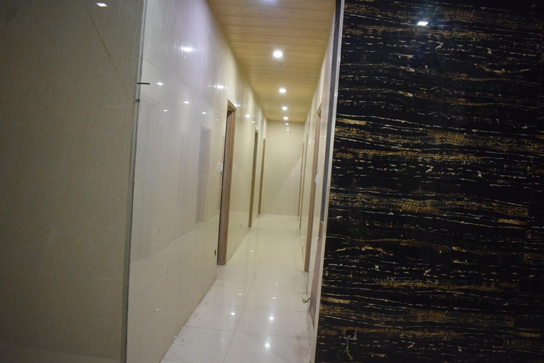 Public Area 2, Star Light Hotel, Amritsar