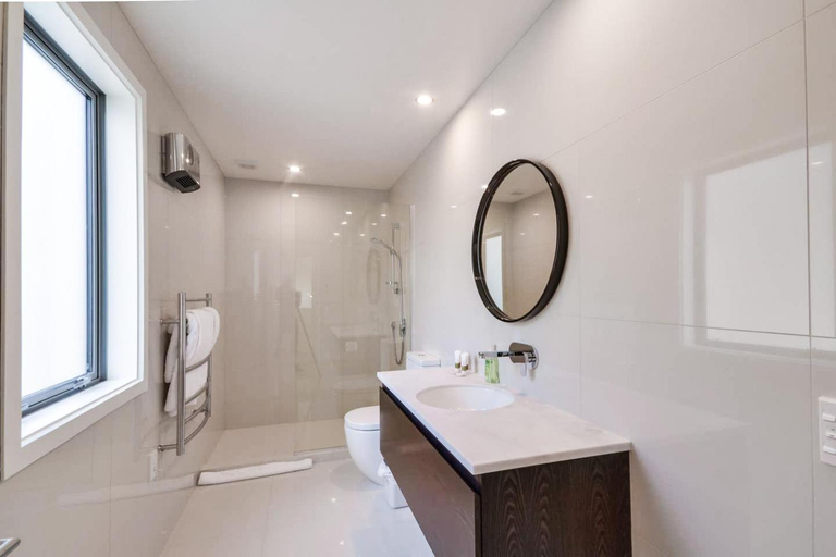Others 2, Executive Living in Bluewater - 3 Bedroom Apartment, Queenstown-Lakes