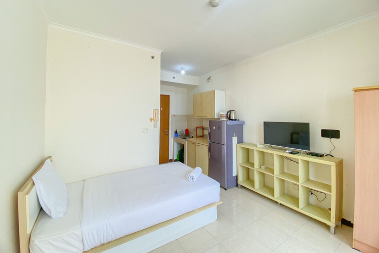 Bedroom 2, Minimalist And Comfy Studio Room Maple Park Sunter Apartment, Jakarta Utara